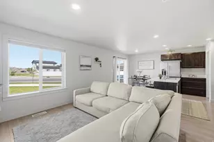 4014 S Sage Wood Ave, Mapleton, UT 84664 - Photo 5