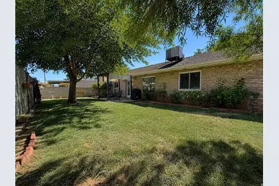 1055 E 900 S #29, Saint George, UT 84790 - Photo 3