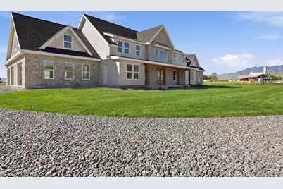 983 W 5650 N, Smithfield, UT 84335 - Photo 3