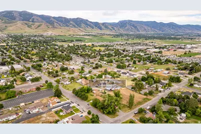 188 W 200 S, Smithfield, UT 84335 - Photo 41