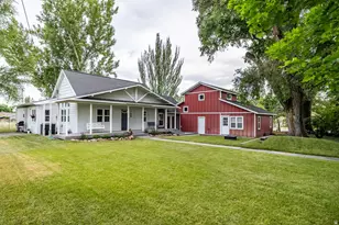 188 W 200 S, Smithfield, UT 84335 - Photo 3