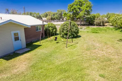 1879 E 2500 S, Naples, UT 84078 - Photo 37