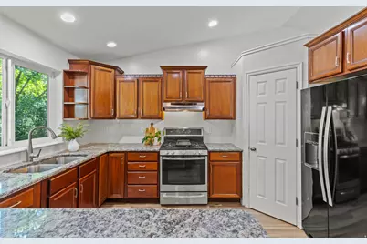1557 Braxton Pl, Logan, UT 84321 - Photo 11