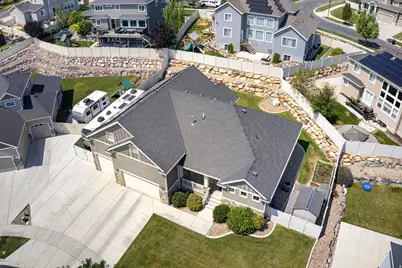 2673 S Ivy Cir W, Saratoga Springs, UT 84045 - Photo 47
