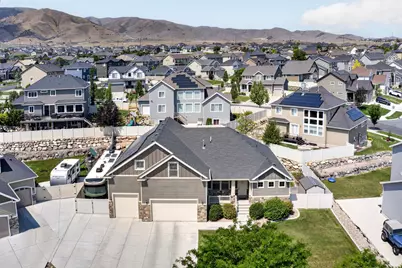 2673 S Ivy Cir W, Saratoga Springs, UT 84045 - Photo 45