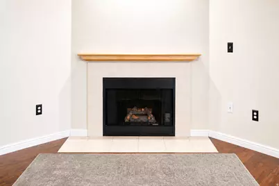 147 W 600 N #111, Tooele, UT 84074 - Photo 3
