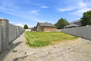 11372 S Via Arboles Ct W, South Jordan, UT 84095 - Photo 37