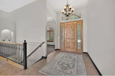 11372 S Via Arboles Ct W, South Jordan, UT 84095 - Photo 5