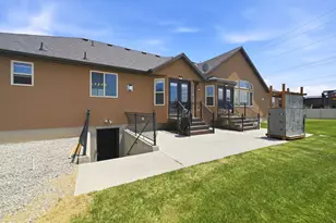 11372 S Via Arboles Ct W, South Jordan, UT 84095 - Photo 33