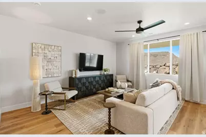 972 E Coyote Crest Dr, Washington, UT 84780 - Photo 9