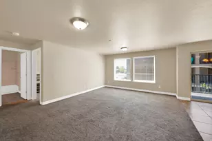 909 S Main St, Layton, UT 84041 - Photo 7