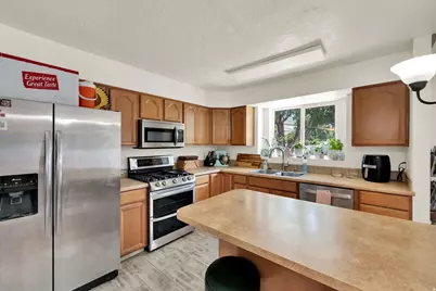 533 W 1850 N, Centerville, UT 84014 - Photo 19