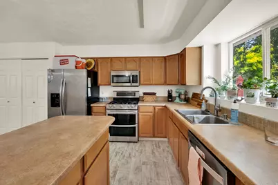 533 W 1850 N, Centerville, UT 84014 - Photo 17