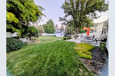 533 W 1850 N, Centerville, UT 84014 - Photo 3