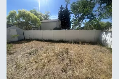 705 N Orange Ave, Castle Dale, UT 84513 - Photo 17