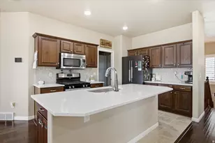 3081 W Bald Mountain Dr S, Taylorsville, UT 84129 - Photo 11