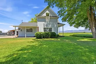 1025 E Main St, Wellsville, UT 84339 - Photo 23