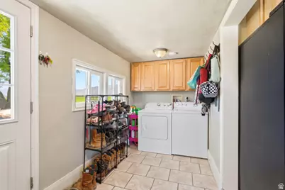 1025 E Main St, Wellsville, UT 84339 - Photo 17