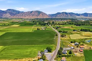 1025 E Main St, Wellsville, UT 84339 - Photo 33