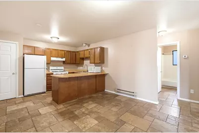 32 Park Cir, Vernal, UT 84078 - Photo 5