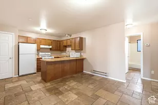 32 Park Circle, Vernal, UT 84078 - Photo 3