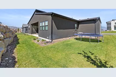 403 N Pinnacle Ct W, Saratoga Springs, UT 84045 - Photo 37