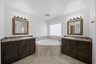 2813 E Crimson Ridge Dr, Saint George, UT 84790 - Photo 41