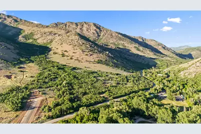 10678 E Highway 39 #103, Huntsville, UT 84317 - Photo 9