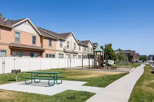 1464 N La Palma Pl, Saratoga Springs, UT 84045 - Photo 23