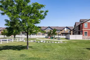 1464 N La Palma Pl, Saratoga Springs, UT 84045 - Photo 27