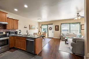 1464 N La Palma Pl, Saratoga Springs, UT 84045 - Photo 3
