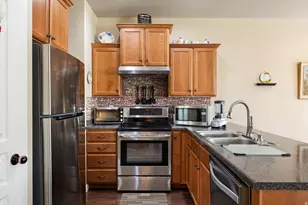 1464 N La Palma Pl, Saratoga Springs, UT 84045 - Photo 5