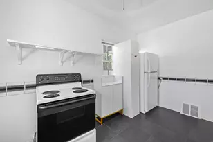 87 N H St, Salt Lake City, UT 84103 - Photo 17