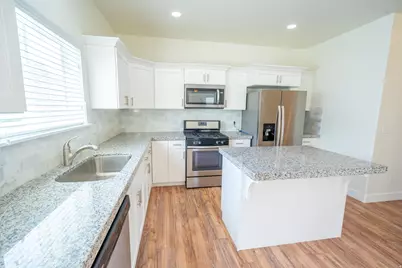 217 N 590 E, Vineyard, UT 84059 - Photo 5