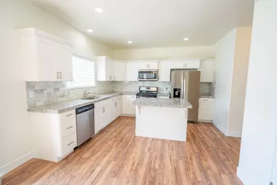 217 N 590 E, Vineyard, UT 84059 - Photo 7