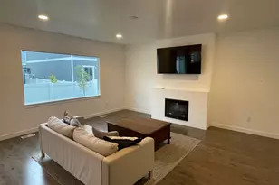 351 E Sandstone Ln E, Saratoga Springs, UT 84045 - Photo 19