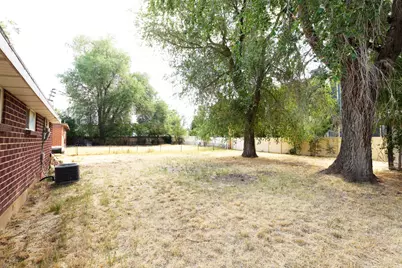 1504 N Reid Dr, Layton, UT 84041 - Photo 17