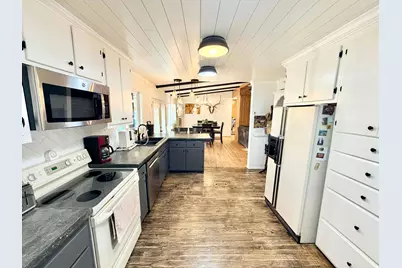 255 N 900 W, Cleveland, UT 84518 - Photo 11