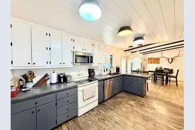255 N 900 W, Cleveland, UT 84518 - Photo 13