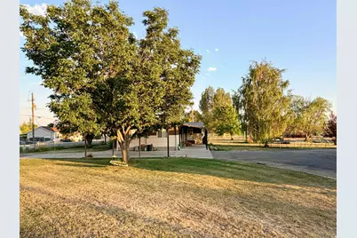 255 N 900 W, Cleveland, UT 84518 - Photo 35