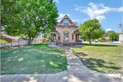 147 W 200 N, Richfield, UT 84701 - Photo 3