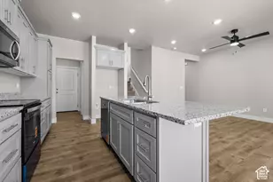 2848 W 4075 S, Roy, UT 84067 - Photo 7