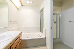 2374 E Summerspring Ln, Salt Lake City, UT 84124 - Photo 23