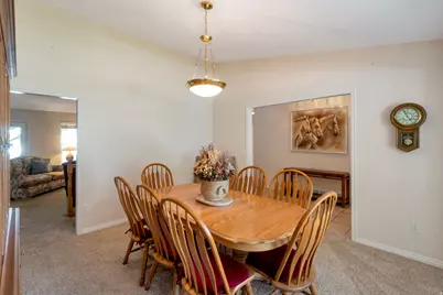 1386 W Bristol Ridge Rd S, West Jordan, UT 84088 - Photo 9