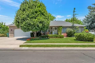 1386 W Bristol Ridge Rd S, West Jordan, UT 84088 - Photo 1
