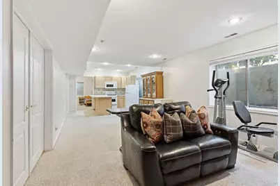 6261 S Vinecrest Dr, Salt Lake City, UT 84121 - Photo 33