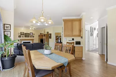 6261 S Vinecrest Dr, Salt Lake City, UT 84121 - Photo 13