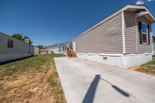 2491 N Hwy 89, Pleasant View, UT 84404 - Photo 27