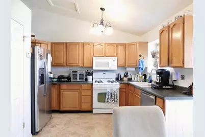 5707 S Esprit Dr W, Kearns, UT 84118 - Photo 13