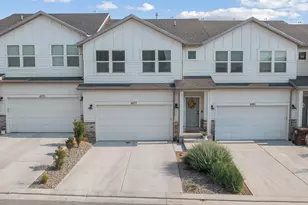 4477 E Hurstbourne Dr, Eagle Mountain, UT 84005 - Photo 47